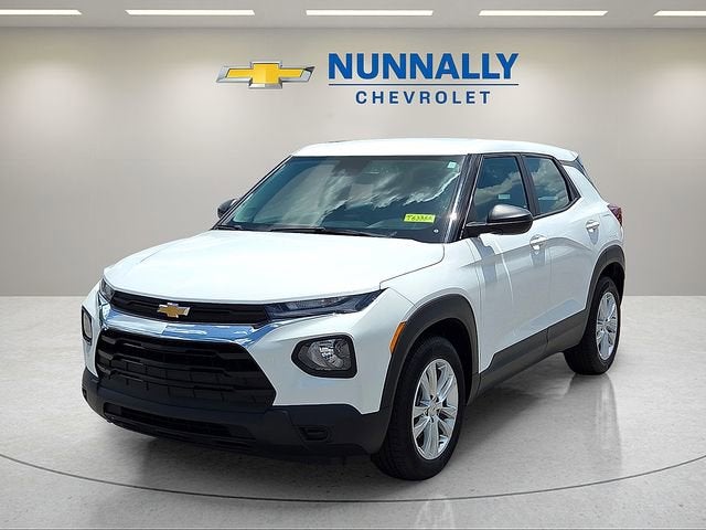 2021 Chevrolet Trailblazer LS in Summit White — front three-quarter view