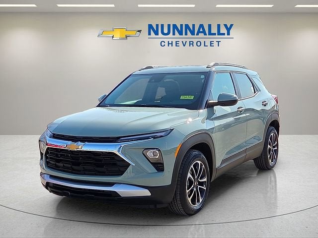 2026 Chevrolet Trailblazer LT in Cacti Green — front three-quarter view